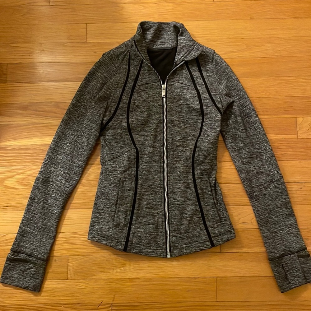 Lululemon tight running jacket size 2
